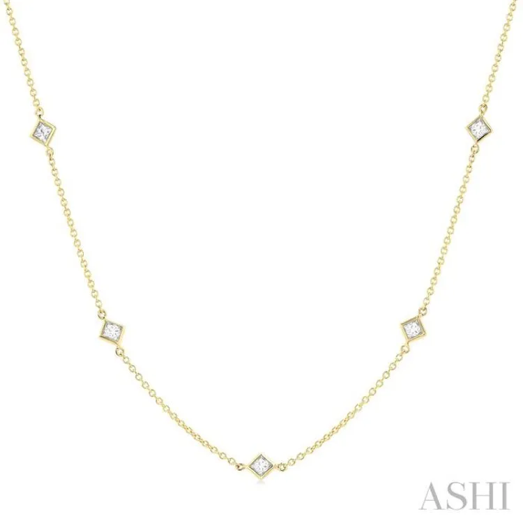 1 Ctw Princess Cut Diamond Fashion Necklace in 14K Yellow Gold