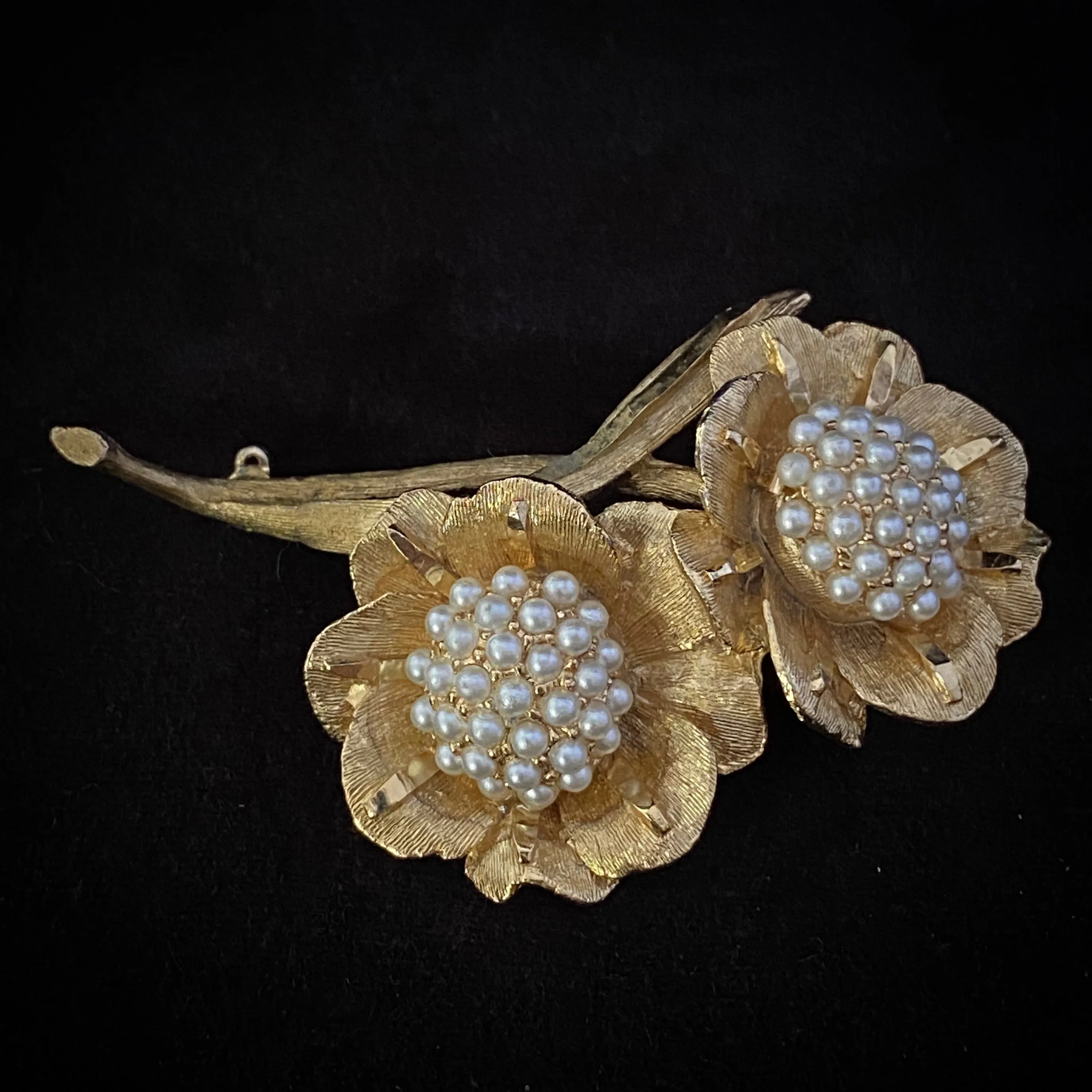 1950s BSK Gold & Pearl Flower Brooch