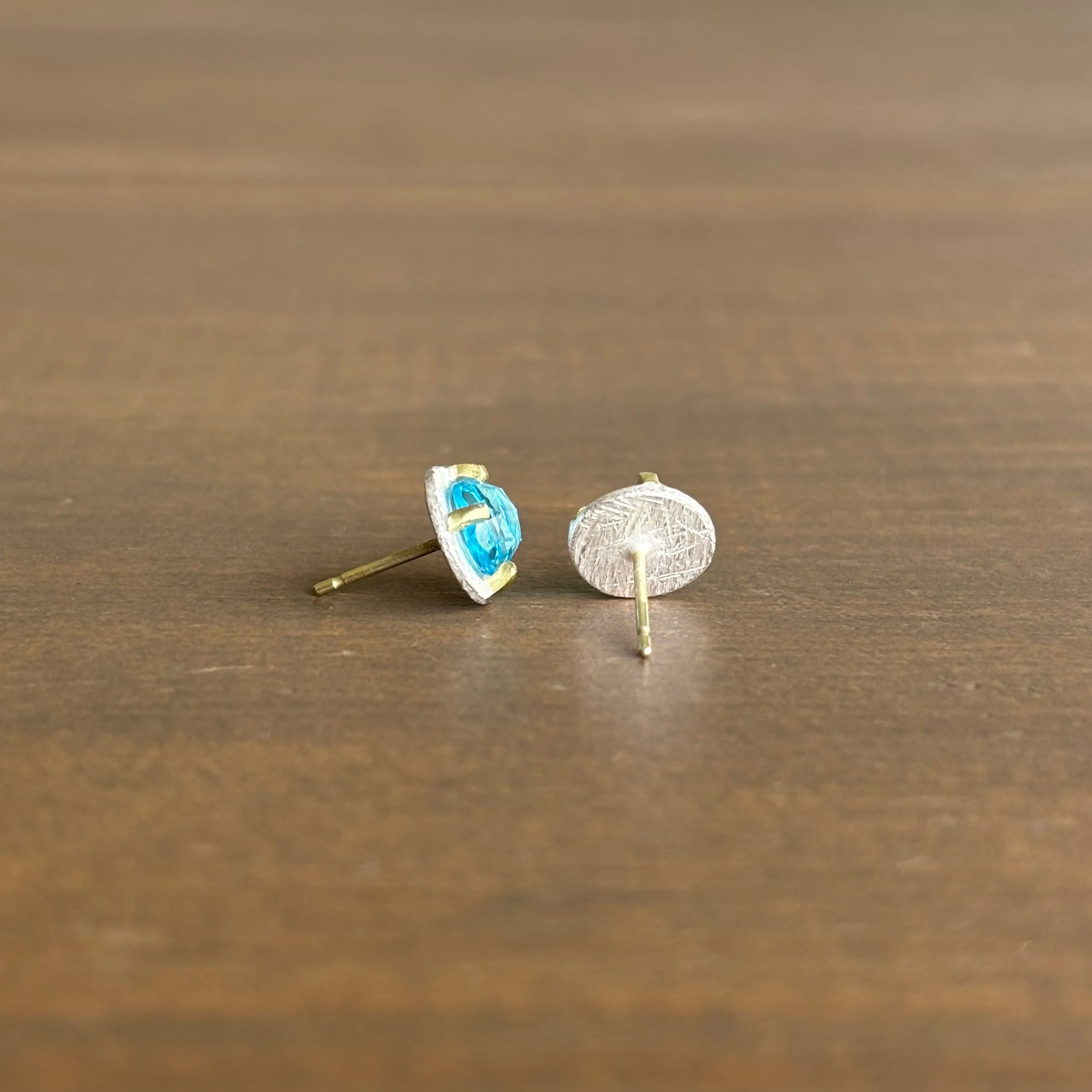 Carved Prong Set Blue Topaz Stud Earrings