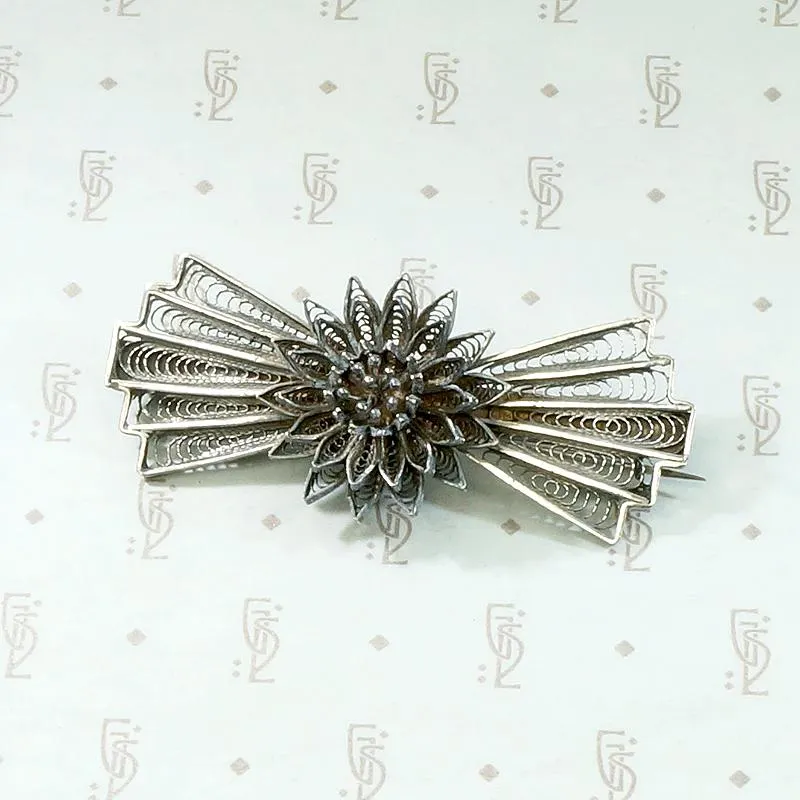 Delicate Silver Filigree Fan & Flower Brooch