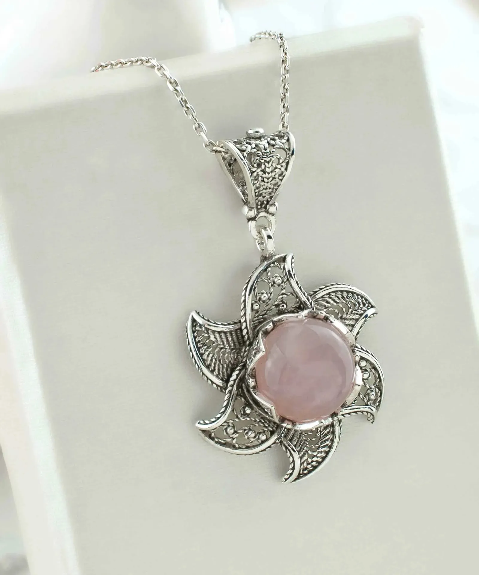 Lotus Elegance: Sterling Silver Filigree with Rose Quartz Pendant Necklace