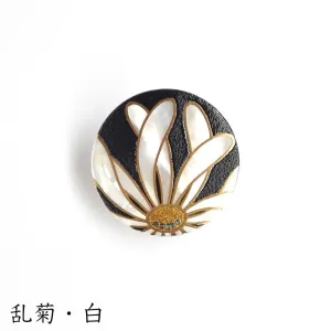 Maki-e Urushi Lacquer Brooch - White South Sea Pearl Shell / Chrysanthemum / White -, Traditional Japanese Urushi Lacquer Jewelry