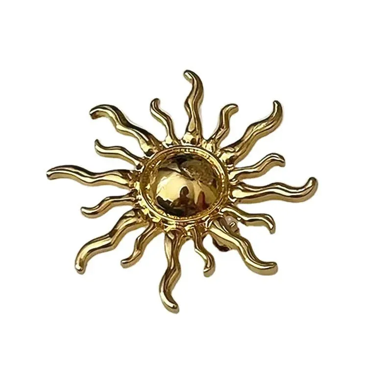 Vintage Style Chic Women’s Brooch Pin with Retro Sun Design